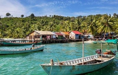 Emma Smart Cycling on the  tour with redspokes